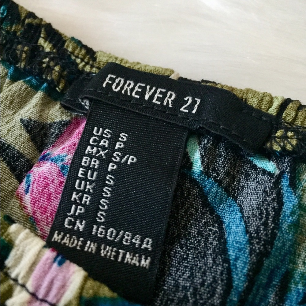 Floral Flounce Crop Cami 🥰 - Picture 4 of 6